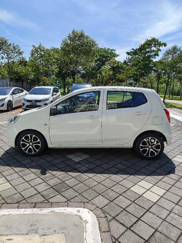 2017 Perodua AXIA 1.0 E (M) - 3
