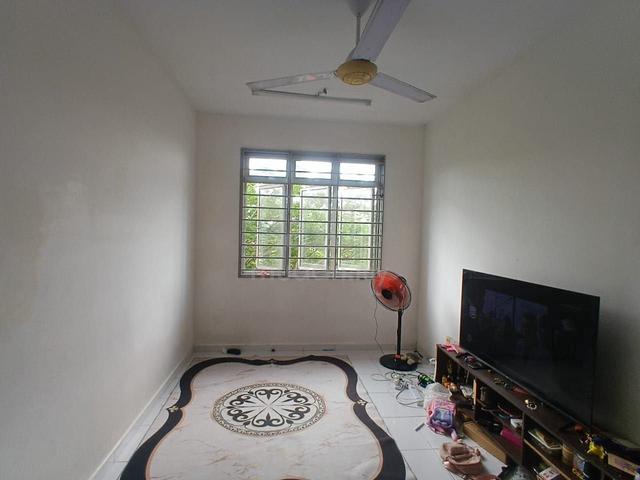 Bandar Tiram Flat Seri Nilam Level 3 Full Loan Near Klinik Tiram Baru 1