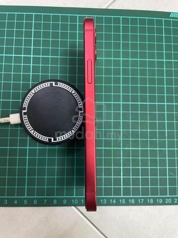 iphone 12 (merah 128gb) - photo 2 of 6