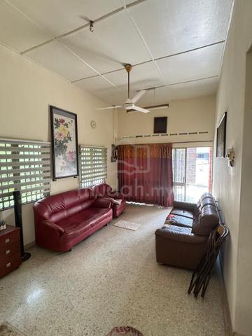Freehold single storey corner terrace house for sell, kepong baru 1