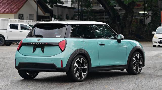 2024 Mini COOPER 2.0 S NEW MODEL( Low Mileage 5A ) - 2