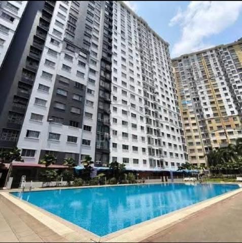 Vista Impiana room for rent 1