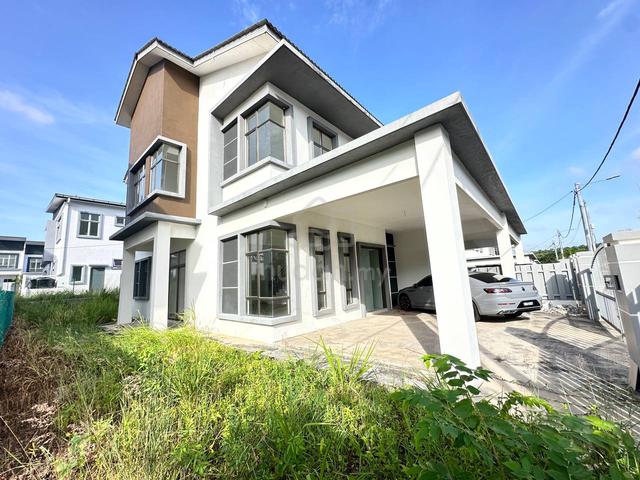 ( Freehold Semi-D ) Double Storey Like New / Krubong Jaya, Melaka 1