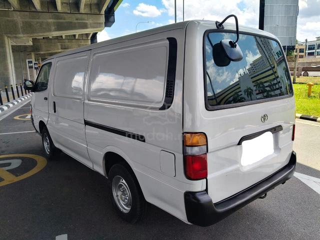 2004 Toyota Hiace 3.0 (M) Panel Van Engine Diesel - 4