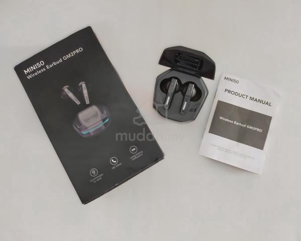 Wireless earbud (Bluetooth) - photo 2 of 5