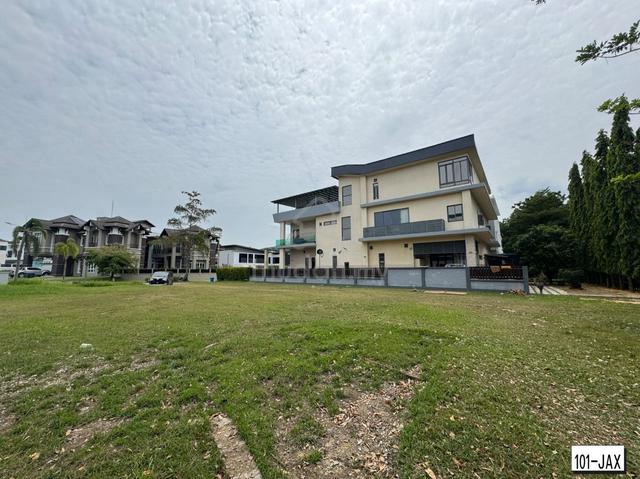 PRICE DROPPED!! Setia eco park setia alam phase 1 bungalow lot for sal 1