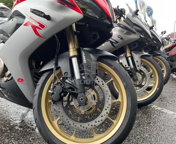 Carousel Image