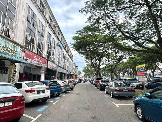 4 storey Shoplot/High ROI 6.4%/Tenanted/Invest/Freehold/Gelang Patah 1