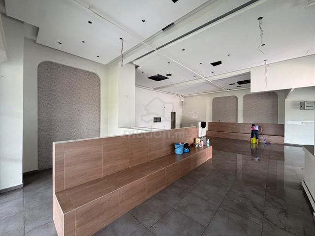 Hana Square @ Eco Ardence – Corner Unit For Rent 1