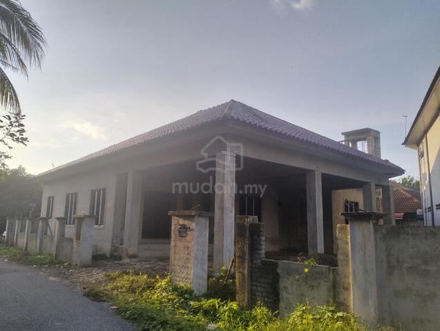 Bungalow Separuh Siap Utk Dijual 1