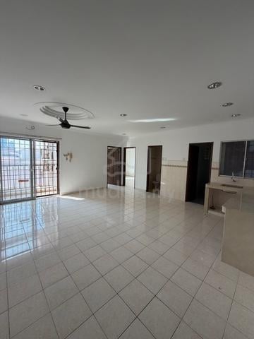 Bayu Puteri Apartment 1