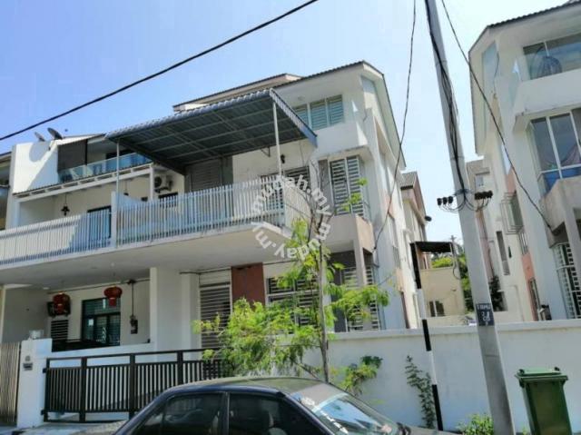 3 storey terrace, Taman Bukit minyak utama, bukit mertajam 1