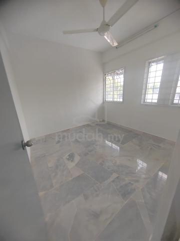 Shop Apartment Taman Puchong Intan 1