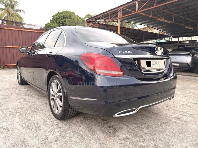 2015 Mercedes Benz C200 AVANTGARDE 2.0 96K MILEAGE - 4