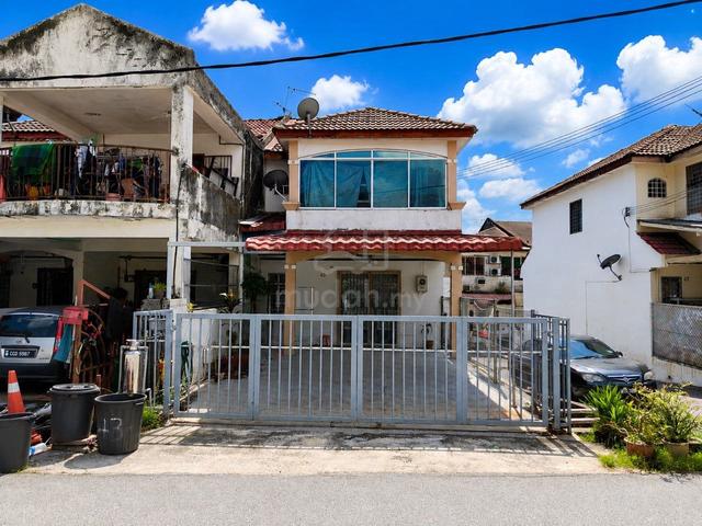 For Sale: End Lot Double Storey Taman sri Gombak Fasa 8, Batu Caves, 1