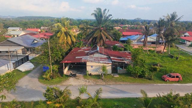 Tanah Corner lot Siap Rumah Di Chemor 1