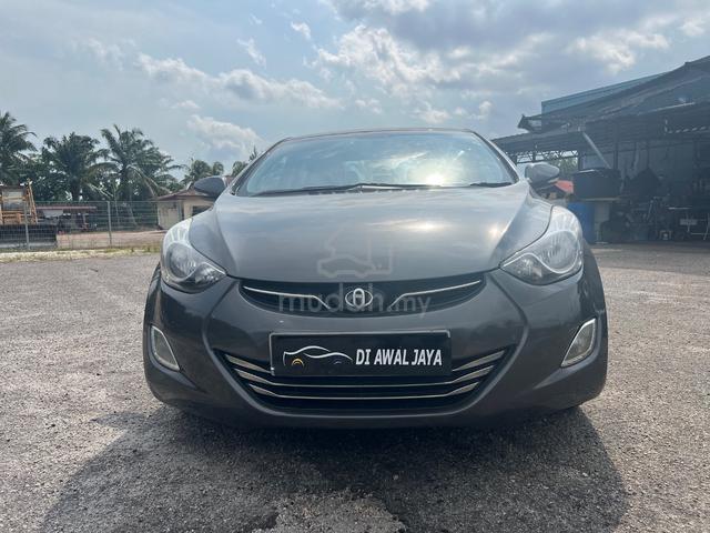 Hyundai Elantra 1.8 Auto - 2