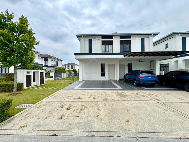 END LOT 2 Storey Terrace Regent Garden Eco Grandeur 1