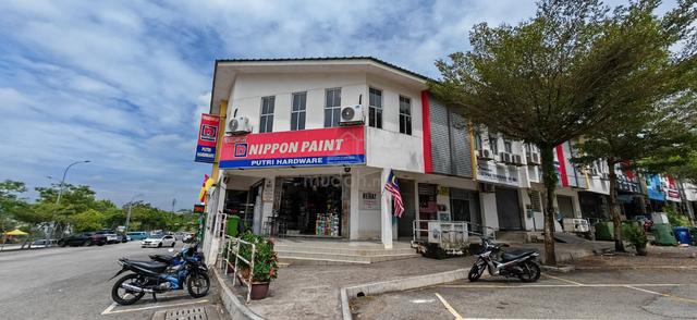 Aman Putri shop for sale 1