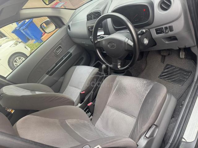 2010 Perodua MYVI 1.3 EZi FACELIFT (A) - 2