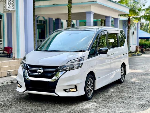 2022 Nissan SERENA 2.0 PREMIUM HIGHWAY STAR (A) - 4