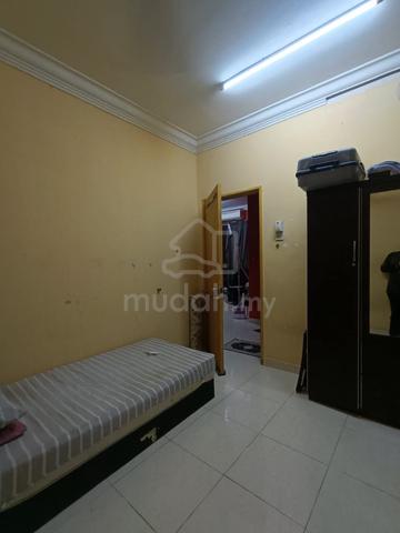 PV6 Condo Setapak female room for rent 1