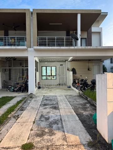 [RENT] Townhouse Villa Kesuma Ground Floor END LOT EXTRA LAND 1