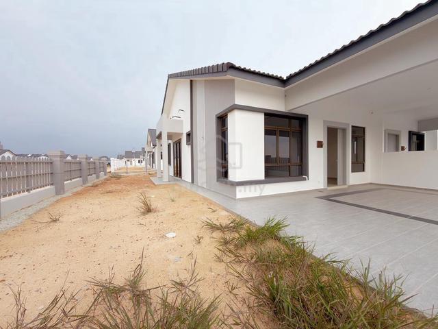 Monthly RM1300 Full Loan Freehold Single Storey 22x70sqft Jasin Mydin 1
