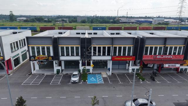 TMN SEPADU JAYA GROUND FLOOR COMBINING SHOP FOR RENT Nr BERTAM PUTRA 1