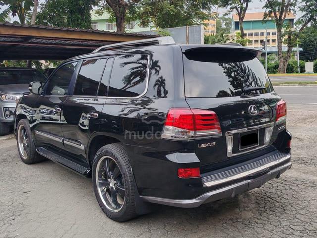 Lexus LX570 facelift Australia Spec 2012/13 - 2