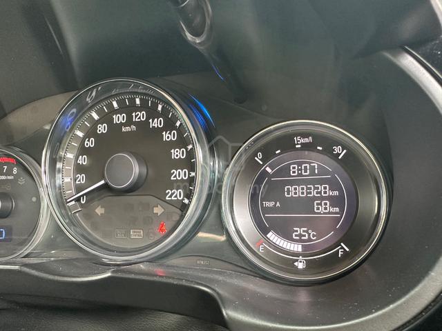 2017 Honda CITY 1.5 E FACELIFT (A) Tip-Top - 5