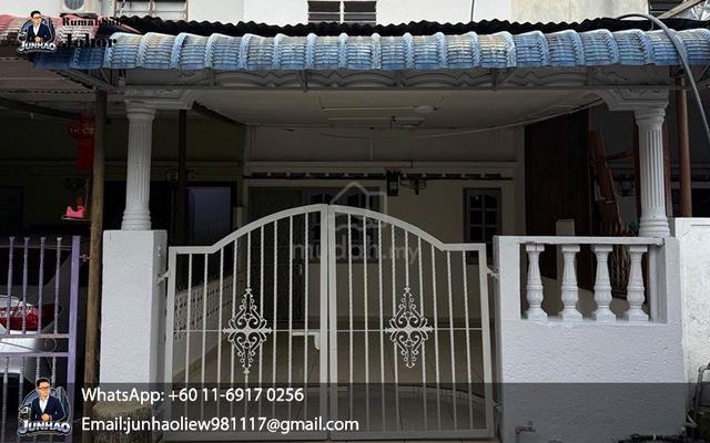 Taman Maju Baru, Parit Raja, Double Storey Low Cost, Freehold 1