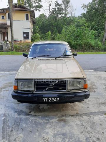 Volvo 244 GL - 1