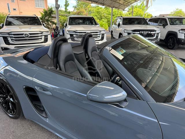 2017 Porsche Boxster S Convertible 2.5 PDK - 5
