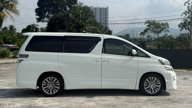 2014 Toyota VELLFIRE 2.4 Z GOLDEN EYES/ALPINE - 4