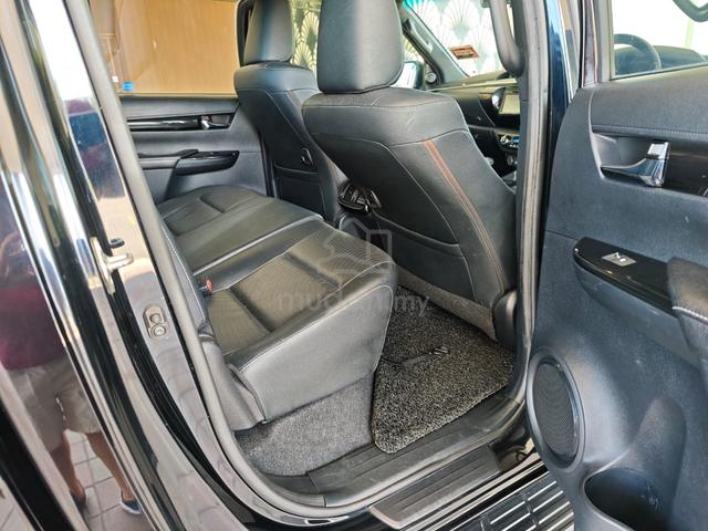 2018 Toyota HILUX REVO 2.8 L-EDITION FACELIFT (A) - 4