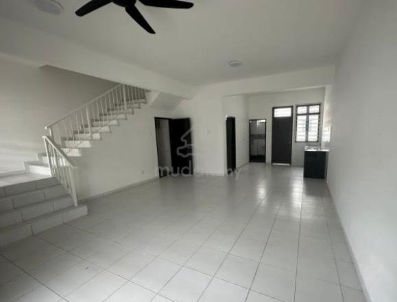 Austin Duta 4 Double Storey House Sale Mount Austin Freehold 1