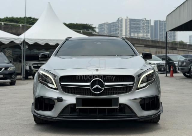 P.SUNROOF 2017 Mercedes Benz GLA45 2.0 AMG 4 MATIC - 3