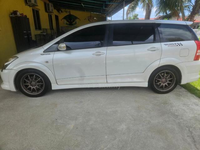 2005 Toyota WISH 1.8 X AERO SPORTS FACELIFT FWD - 4