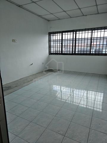 2 sty shop lot at bakawali tmn johor jaya jb 4