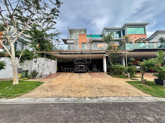 For Sale - 2.5 Storey Semi D Bangi 1