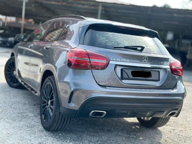 2019 MERCEDES BENZ GLA200 NIGHT EDITION 1.6 7Speed - 5