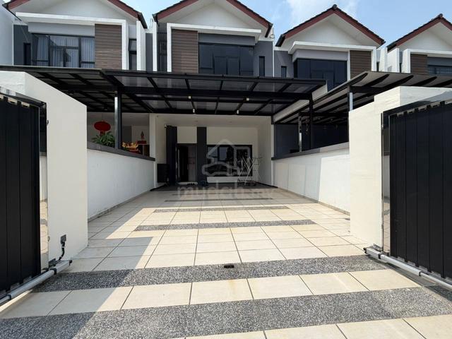 Avenue26 @ Bukit Indah 2Storey Almost Full Furnish Unblock View 1