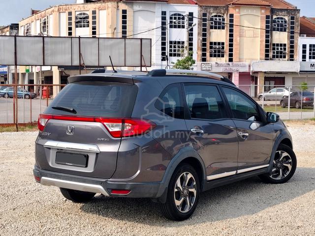 2017 Honda BR-V 1.5 V Spec 5-Years Warranty - 2