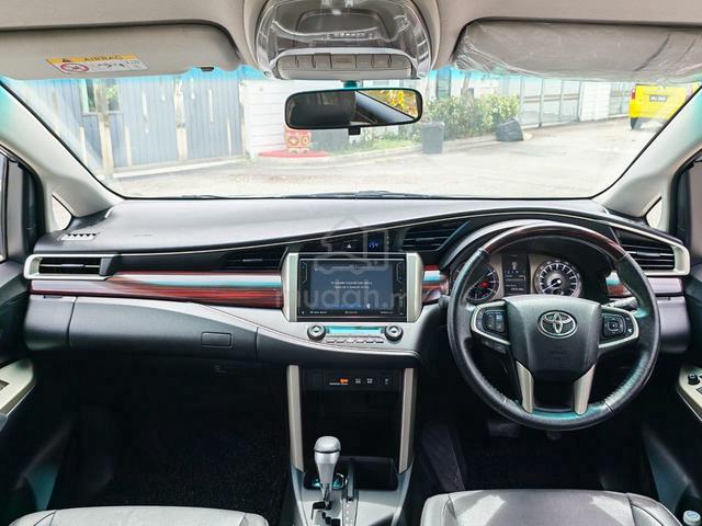 2018 Toyota INNOVA 2.0 X (A) WITH CAPTAIN SEAT !! - 3