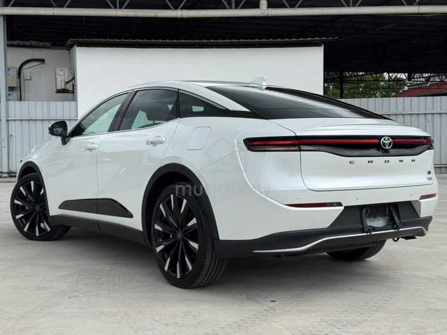 2023 Toyota CROWN RS Advanced 19k KM / P.BACKSEAT - 3