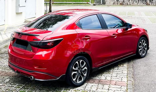 2017 Mazda 2 1.5 FULL LED T/TOP CDT WRT 5YRS FORU - 4