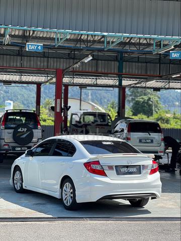 2014 Honda CIVIC 1.5 (HYBRID) (A) - 3