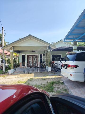 Rumah untuk disewa sg batu pantai remis perak 1