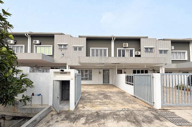 [BELOW MARKET VALUE ] 2-Storey Laman Haris, Eco Grandeur, Puncak Ala 1